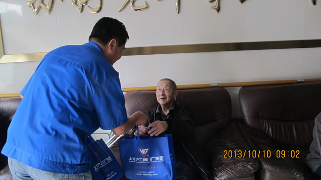 �����y�T���F������ϯ���y�A�o���˰l��ο��Ʒ