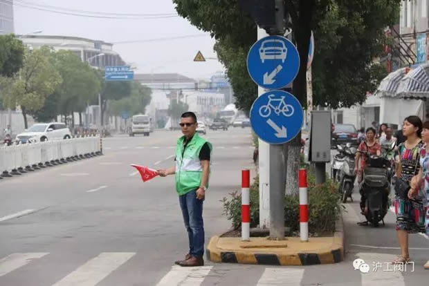 �Ϻ������y�T�S�����F(tu��n)�����޹�˾־Ը�߻��(d��ng)���D2��