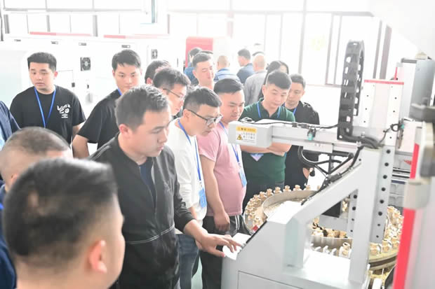 上海滬工閥門廠(集團)有限公司玉環分公司工廠現場(圖4)